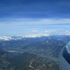 Flugwegposition um 13:21:55: Aufgenommen in der Nähe von Gemeinde Bramberg am Wildkogel, Österreich in 2951 Meter